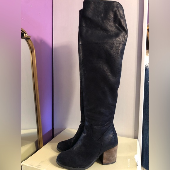 Hinge Canton Over the knee boot. Size 7. Color Black - Picture 1 of 12